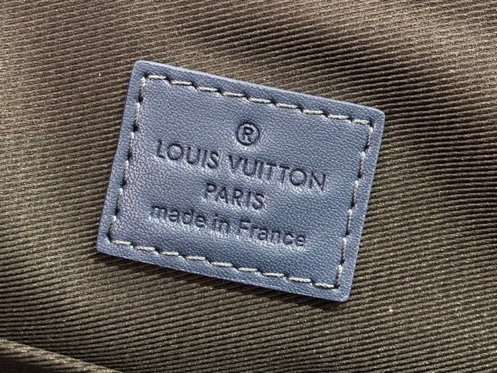 Louis Vuitton Christopher Messenger Bag