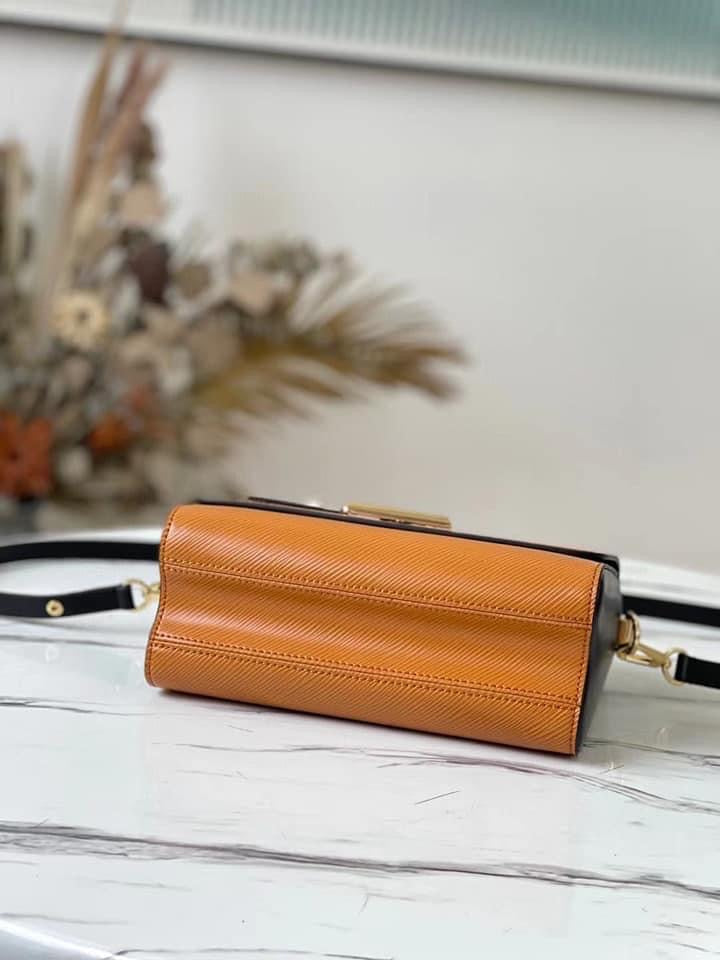 Louis Vuitton Twist MM Bag