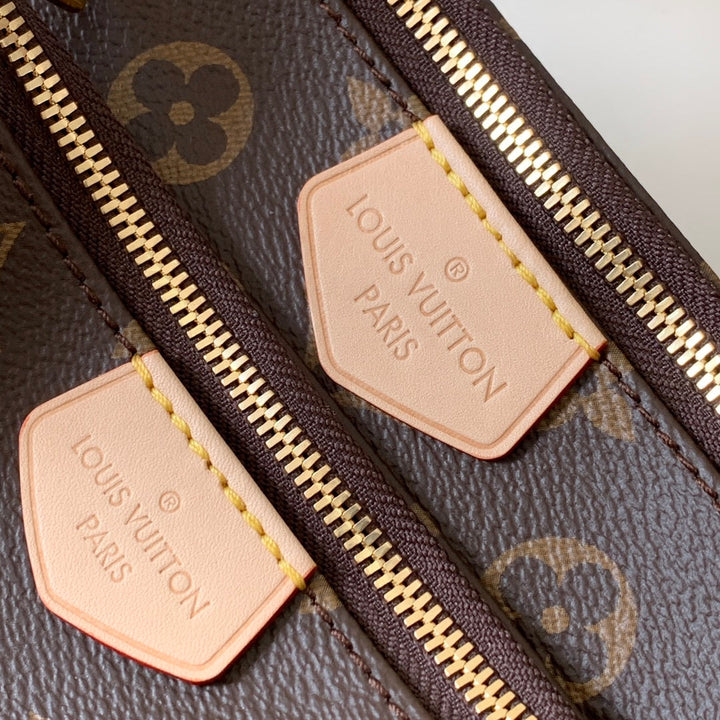 Louis Vuitton Multi Pochette Accessories Bag