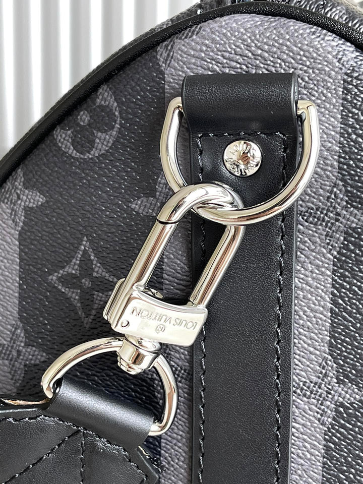 Louis Vuitton Keepall Boudouliere Bag 55