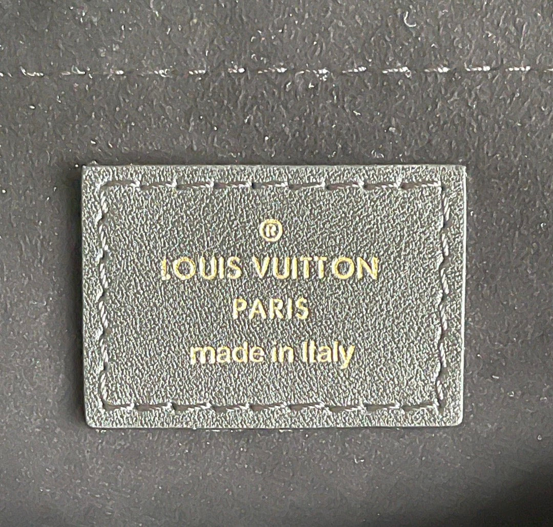 Louis Vuitton New Wave Chain Bag