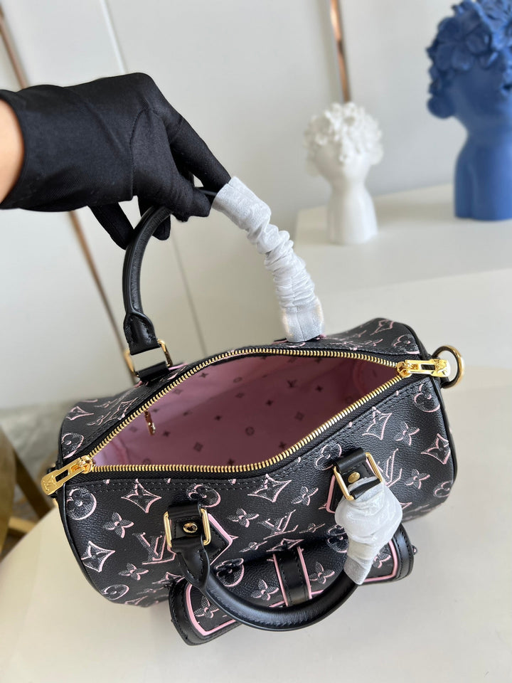 Louis Vuitton Speedy Bandoulière 25 Bag