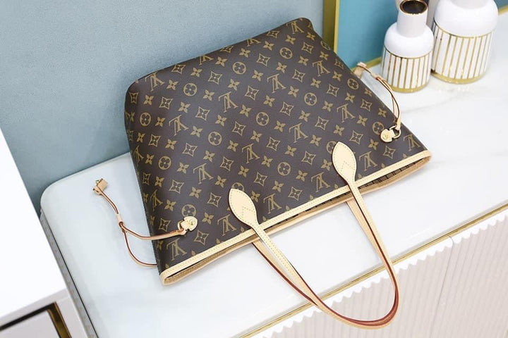 Louis Vuitton Neverfull MM Tote Bag