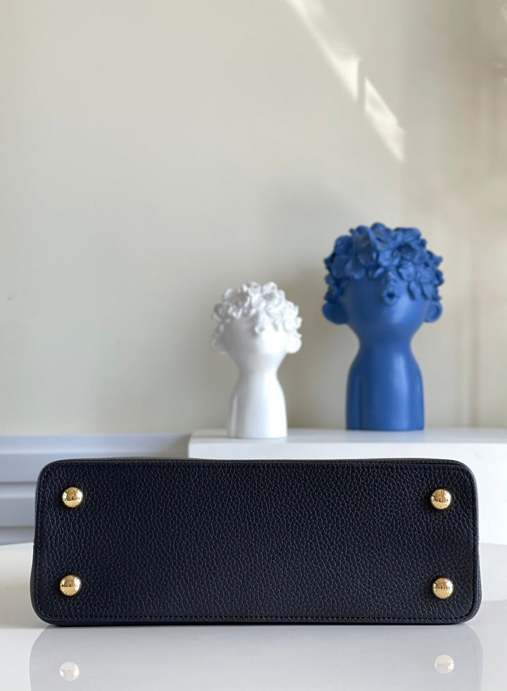 Louis Vuitton Capucines MM Bag