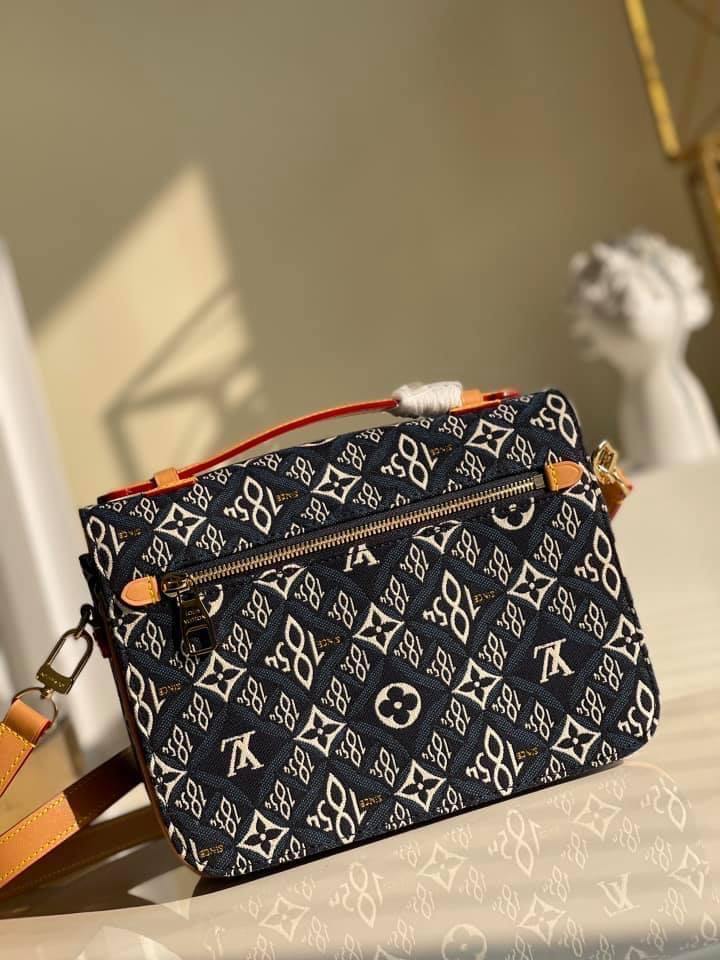 Louis Vuitton 1854 Pochette Metis Bag