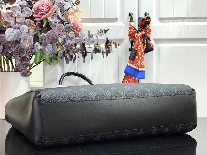 Louis Vuitton Grand Sac Bag