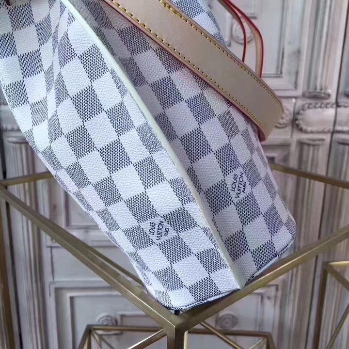 Louis Vuitton Girolata Bag