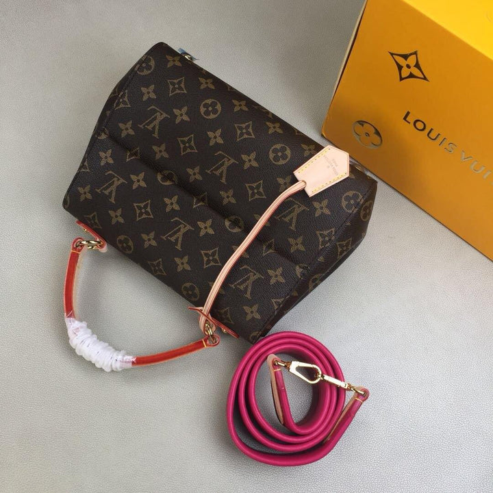 Louis Vuitton Cluny BB Bag
