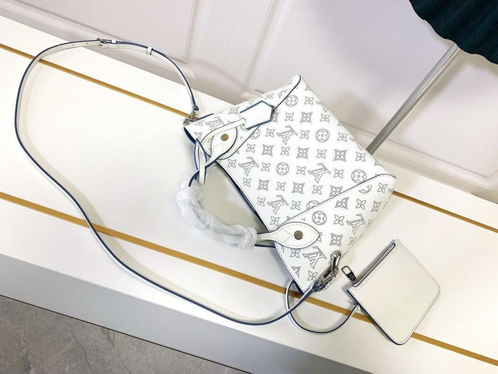 Louis Vuitton Hina PM Bag