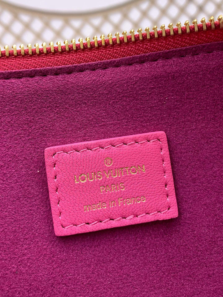 Louis Vuitton Coussin PM Bag