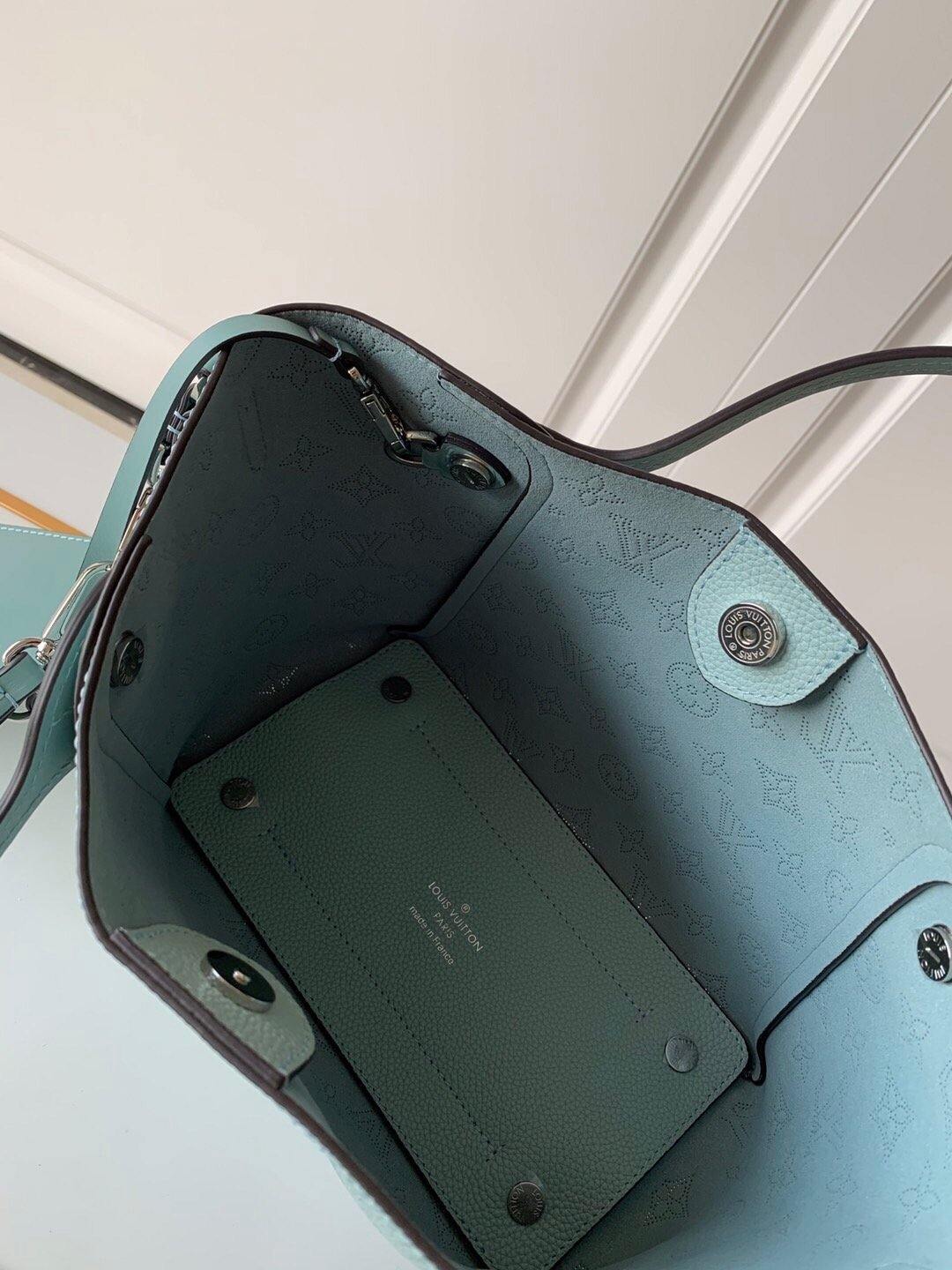 Louis Vuitton Hina PM Bag