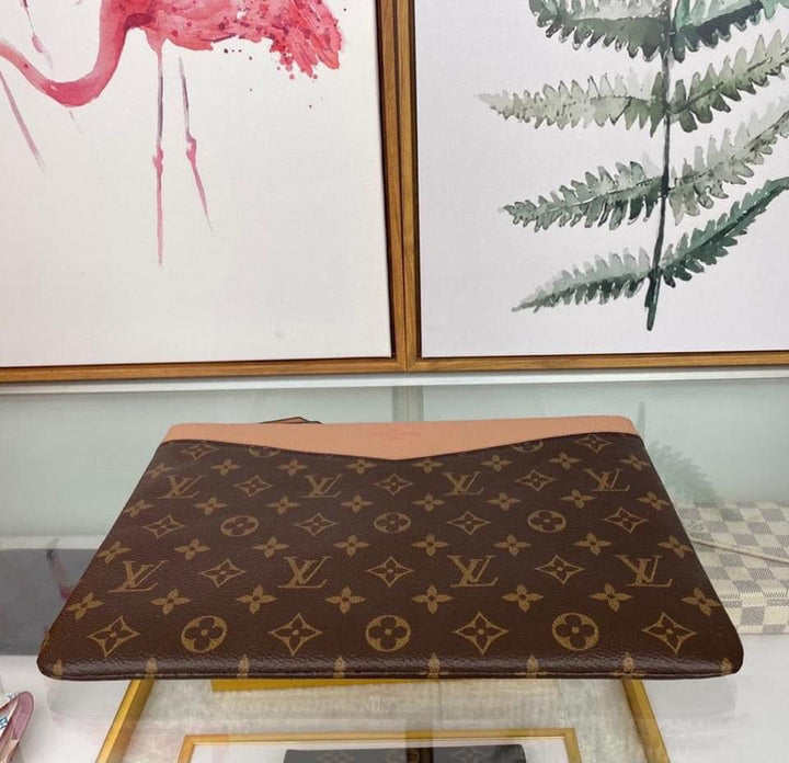 Louis Vuitton Daily Pouch