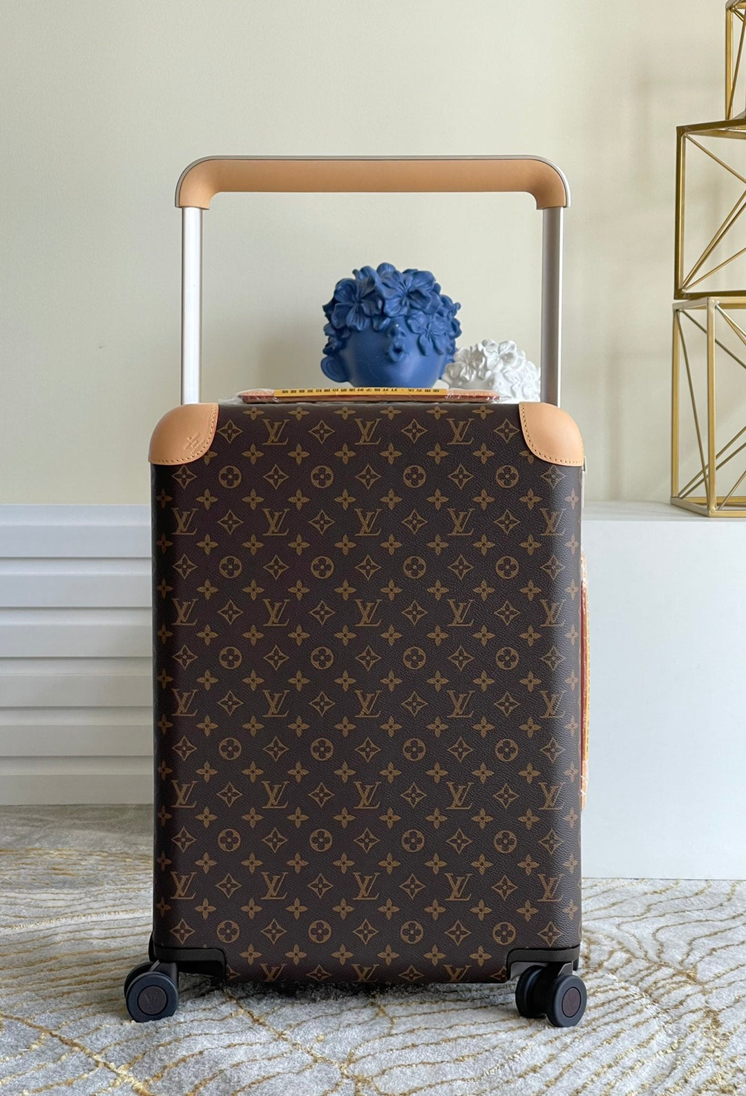 Louis Vuitton Horizon 50 Suitcase
