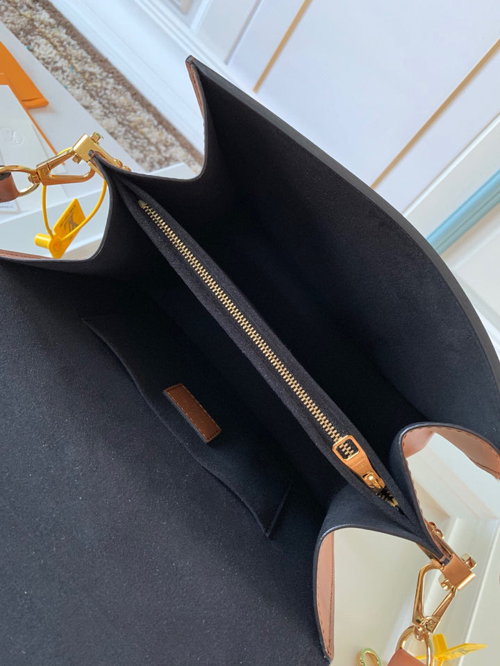 Louis Vuitton Dauphine MM Bag