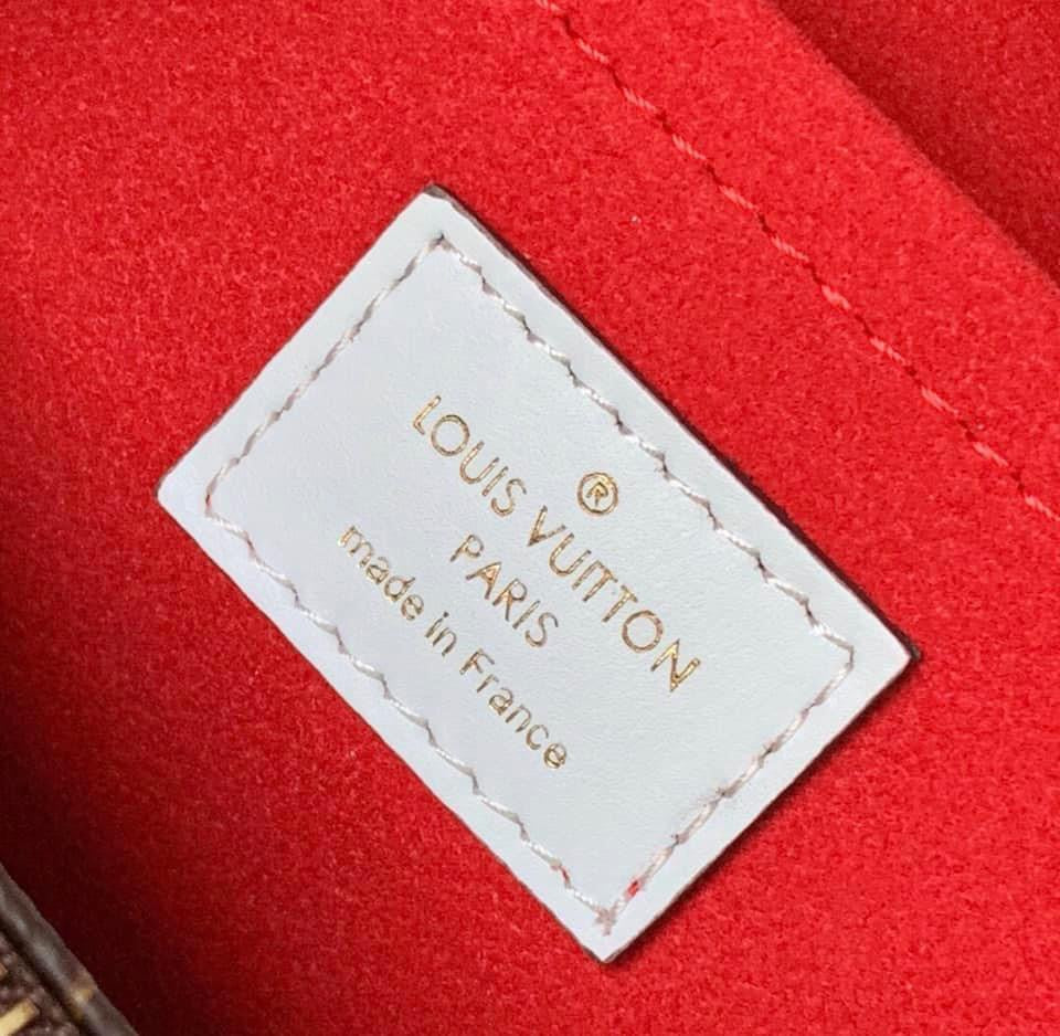 Louis Vuitton Montaigne BB Bag