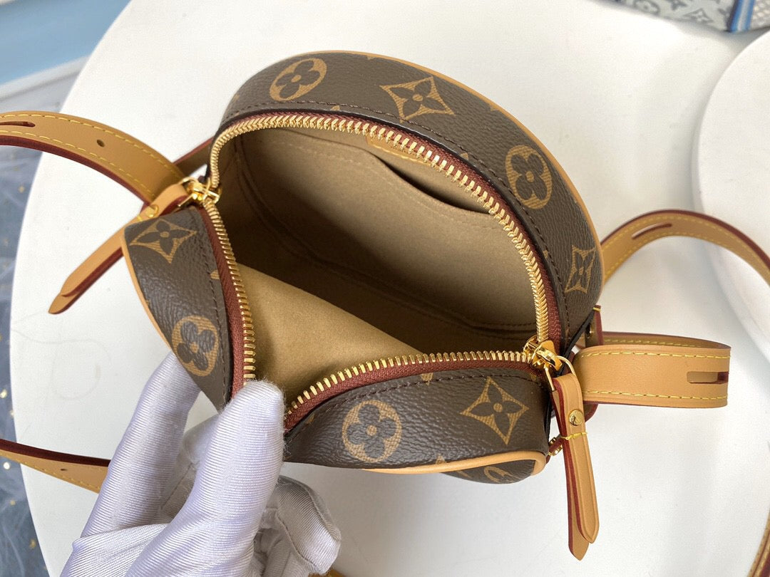 Louis Vuitton Boite Chapeau Souple PM Bag