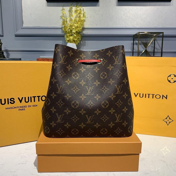 Louis Vuitton NeoNoe MM Bag