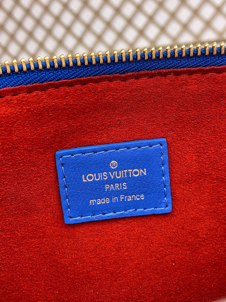 Louis Vuitton Coussin PM Bag