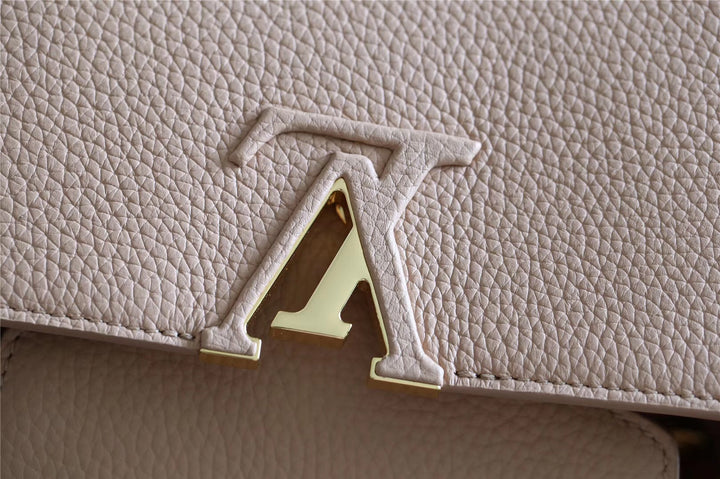 Louis Vuitton Capucines MM Bag