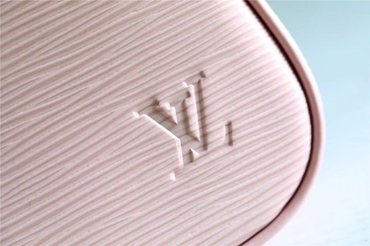 Louis Vuitton Easy Pouch On Strap Bag