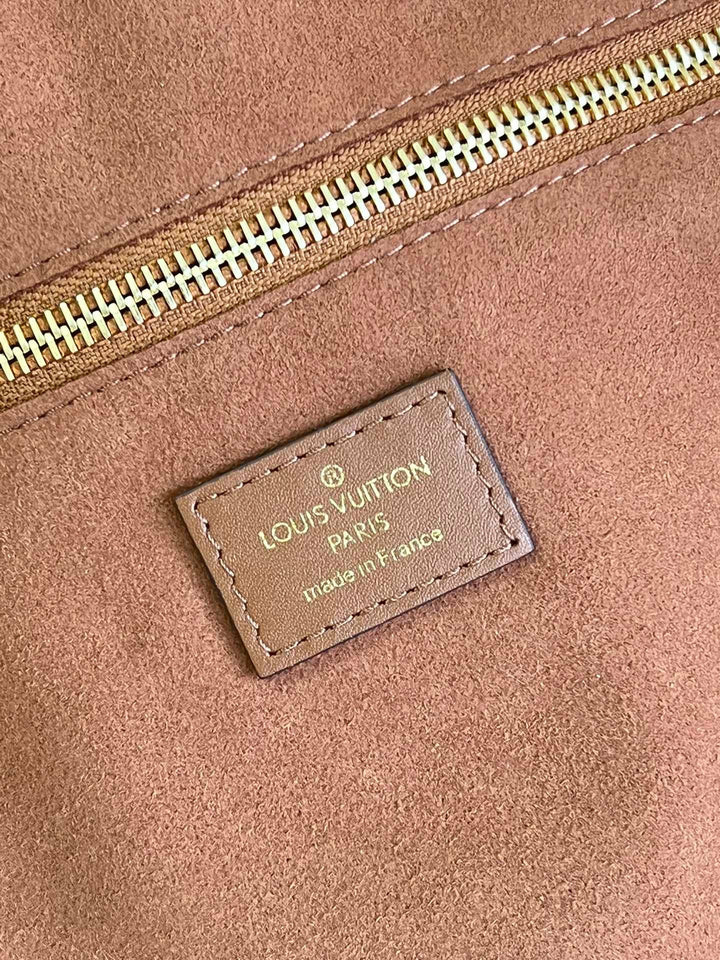 Louis Vuitton Saint Jacques  Bag