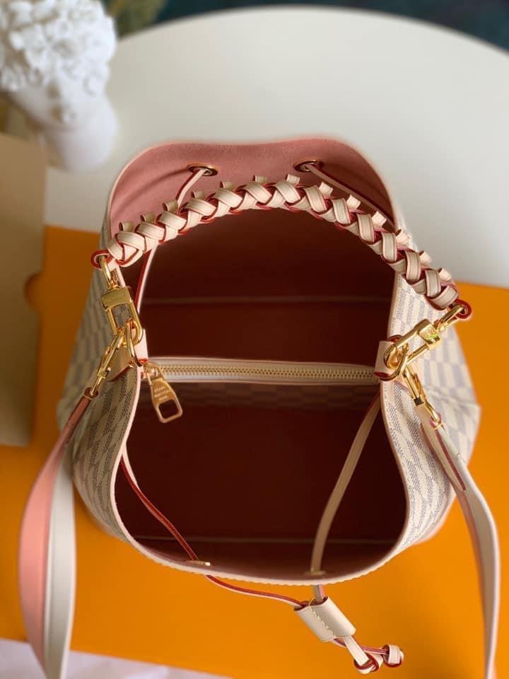Louis Vuitton NeoNoe MM Bag