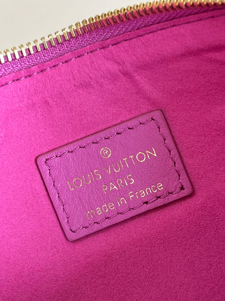 Louis Vuitton Coussin BB Bag