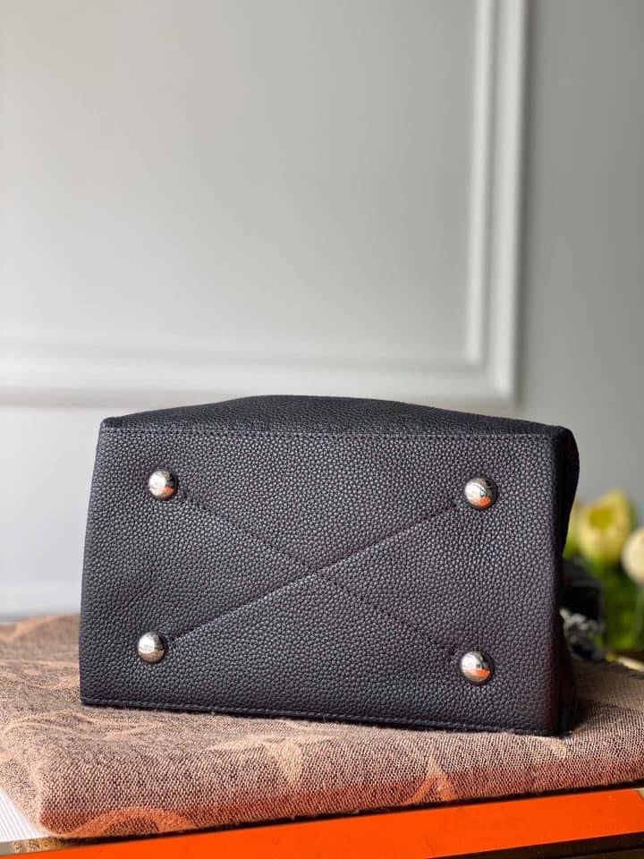 Louis Vuitton Muria Bag
