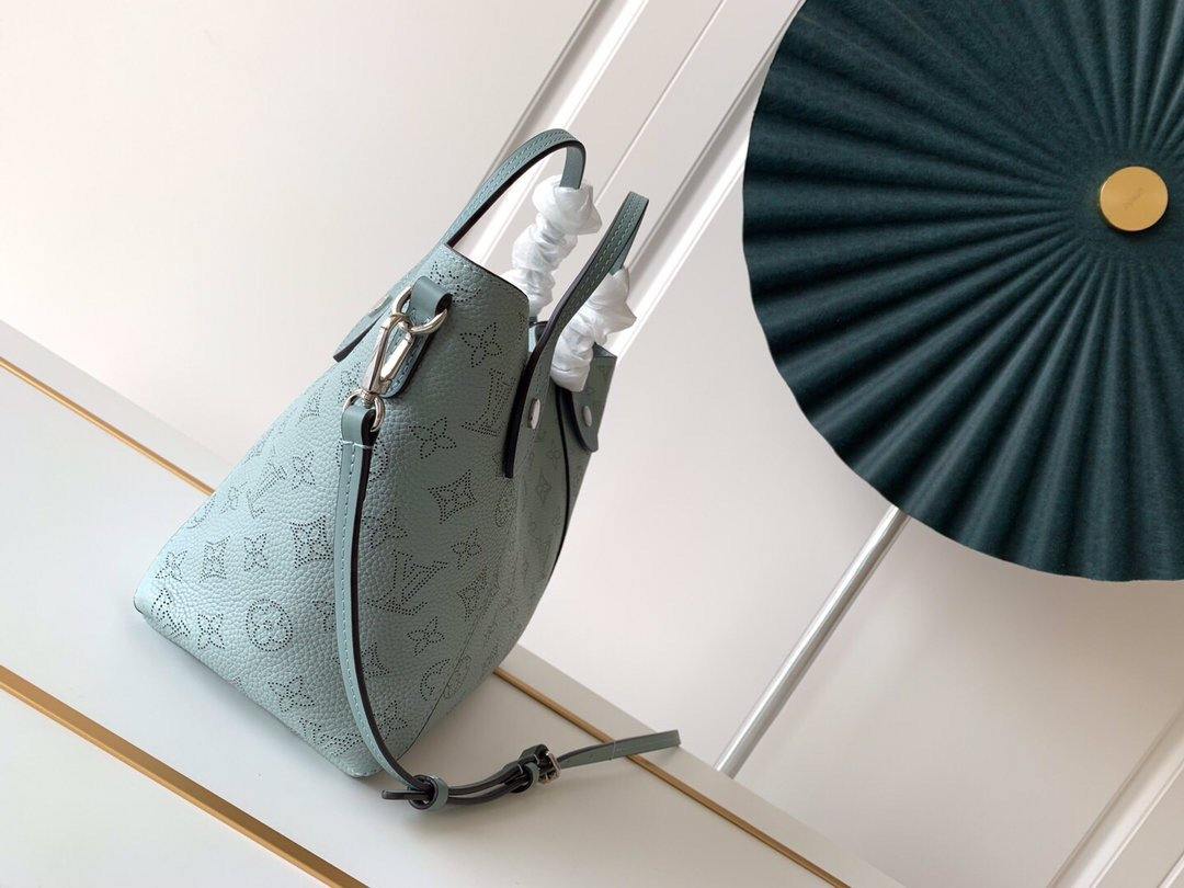 Louis Vuitton Hina PM Bag