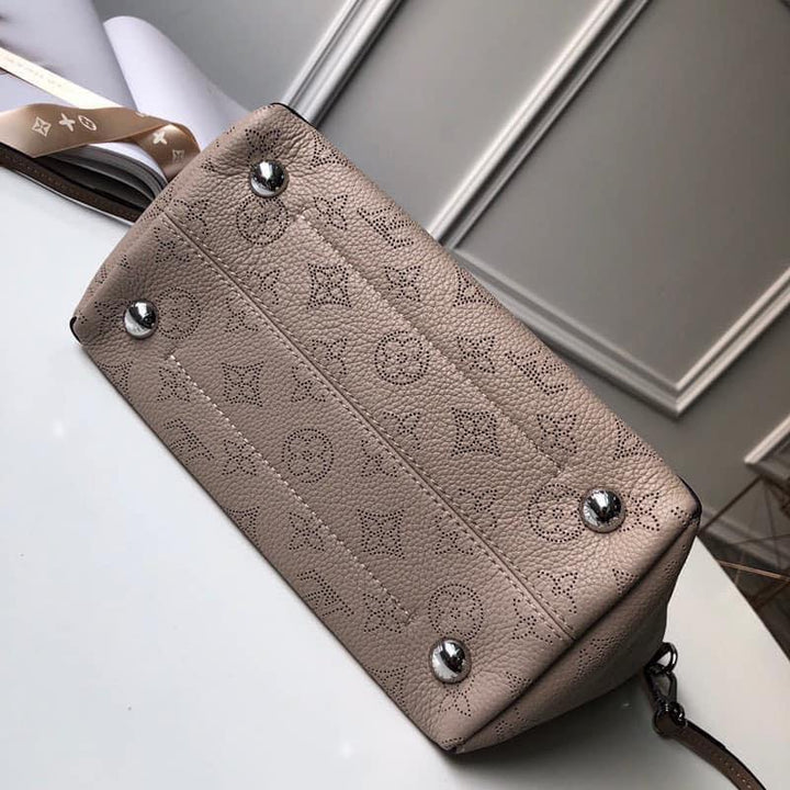 Louis Vuitton Hina PM Bag