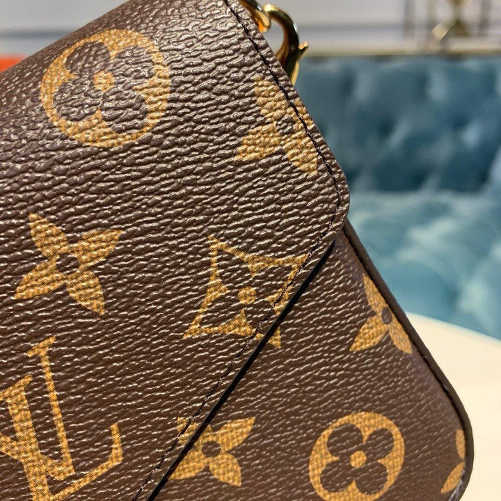 Louis Vuitton Felicie Pochette Bag