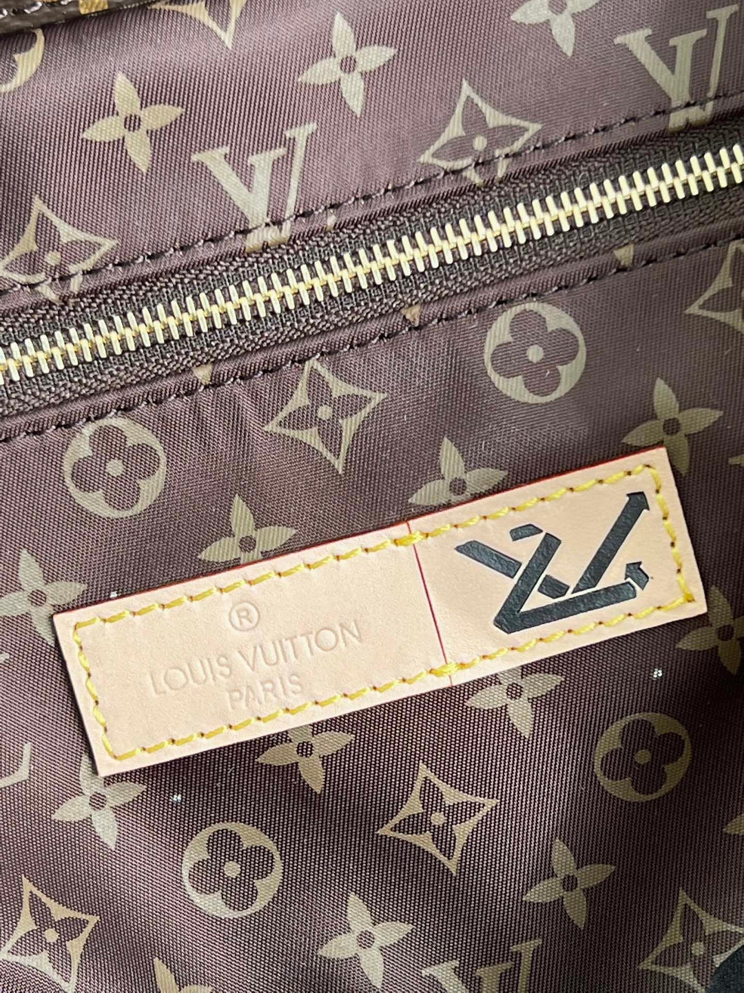 Louis Vuitton OnTheGo GM Bag