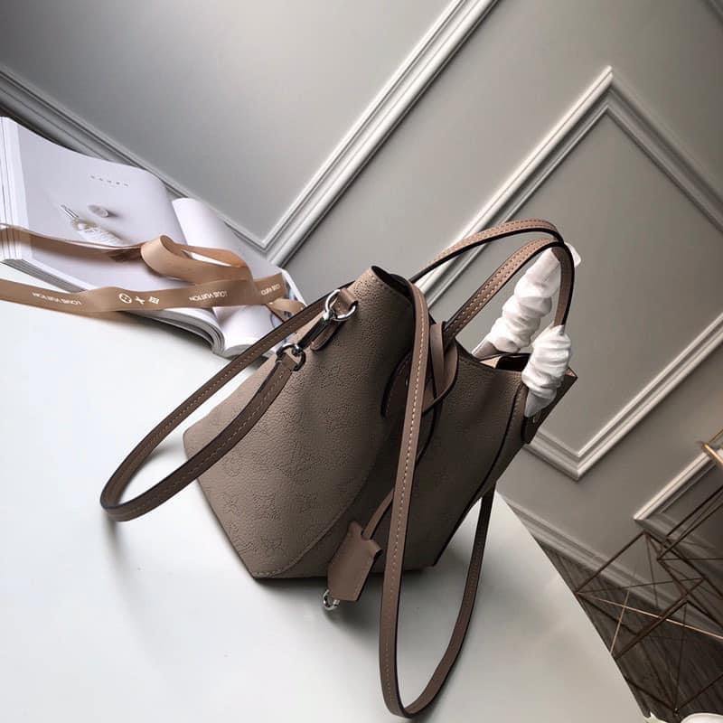 Louis Vuitton Hina PM Bag