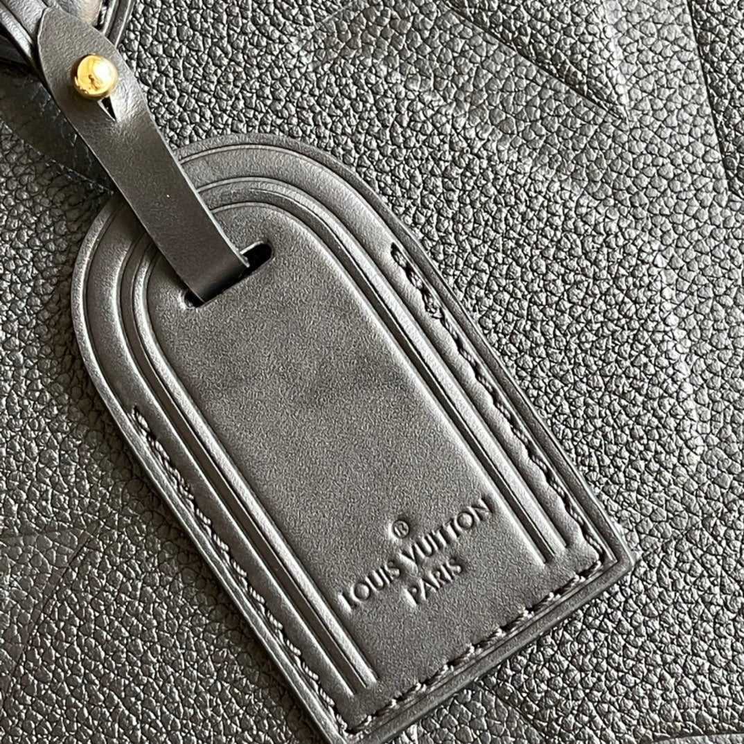 Louis Vuitton MM OnTheGo Bag