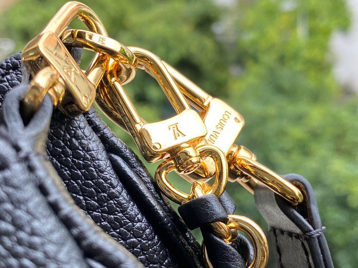 Louis Vuitton Multi-Pochette Accessories Bag