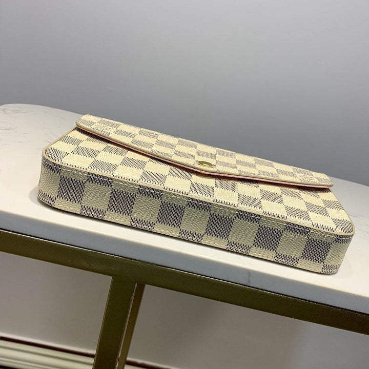Louis Vuitton Felicie Pochette Bag