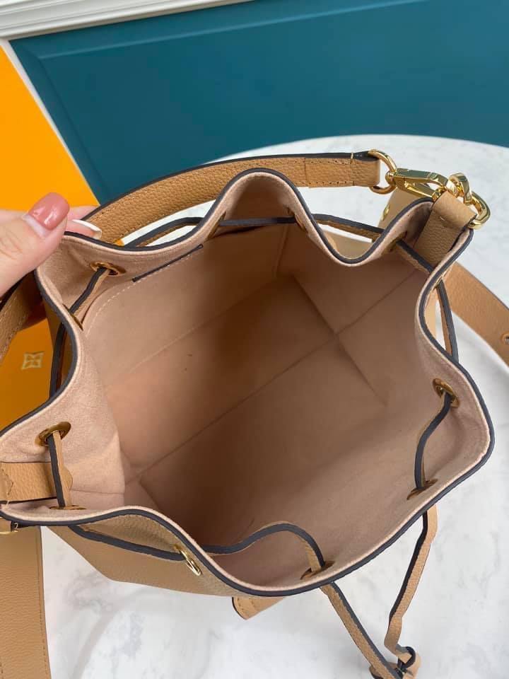Louis Vuitton Lockme Bucket Bag