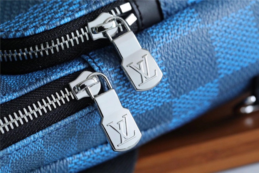 Louis Vuitton Avenue Sling Bag