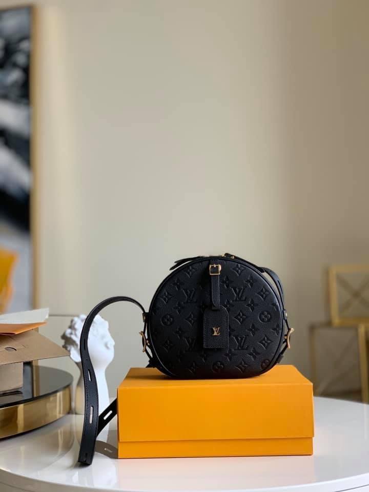 Louis Vuitton Boite Chapeau Souple MM Bag