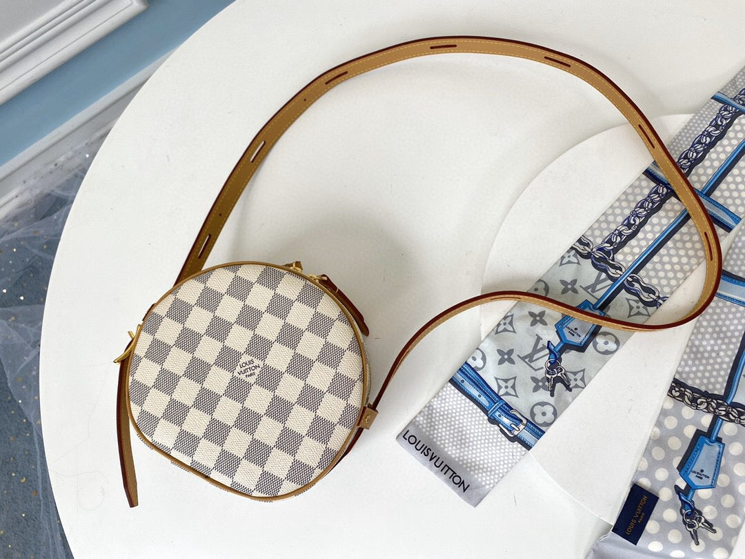Louis Vuitton Boite Chapeau Souple PM Bag