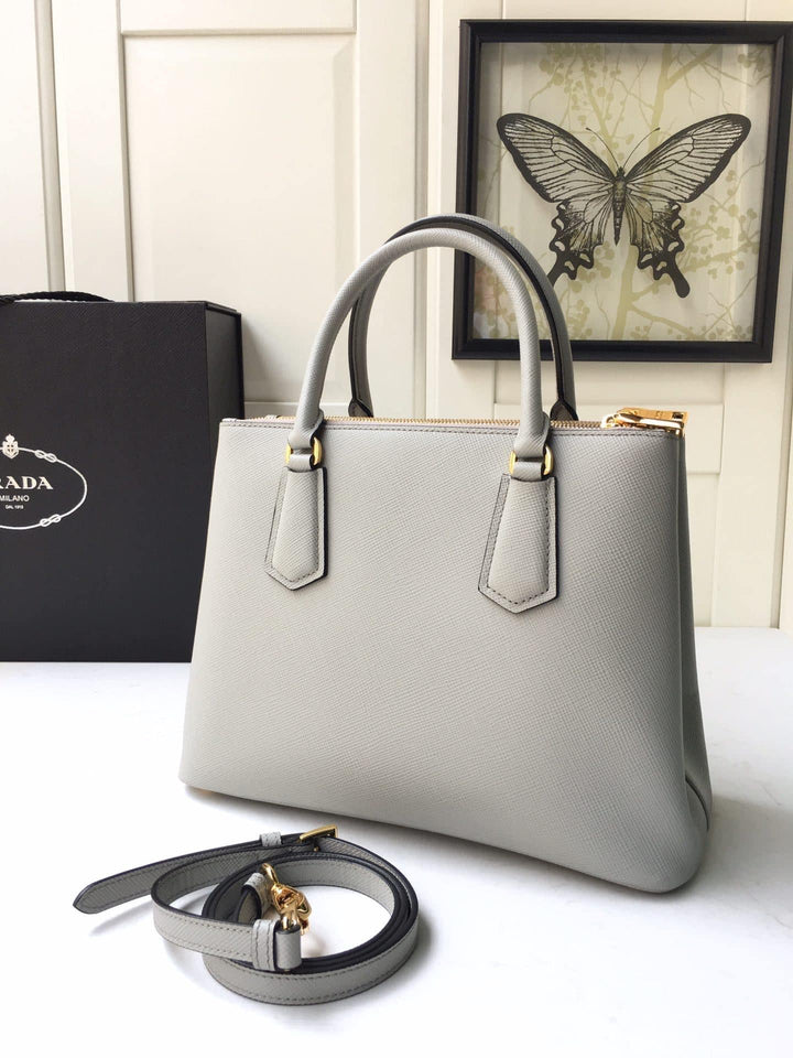 Prada Galleria Saffiano leather Medium  bag