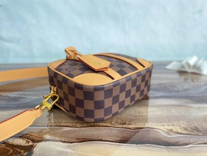 Louis Vuitton Valisette Soupe BB Bag