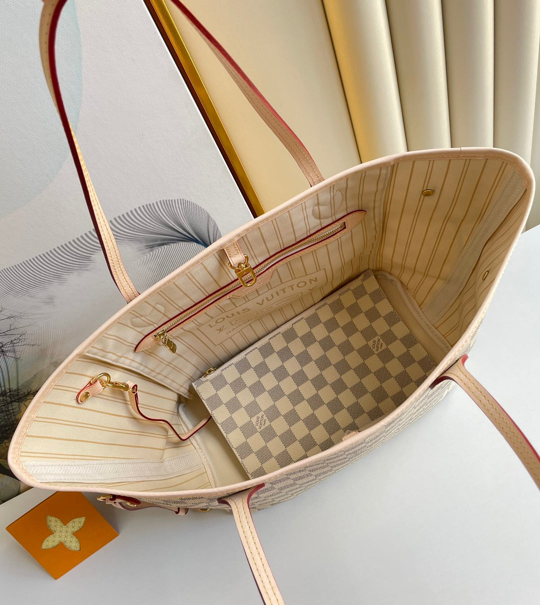 Louis Vuitton Neverfull MM  Tote Bag