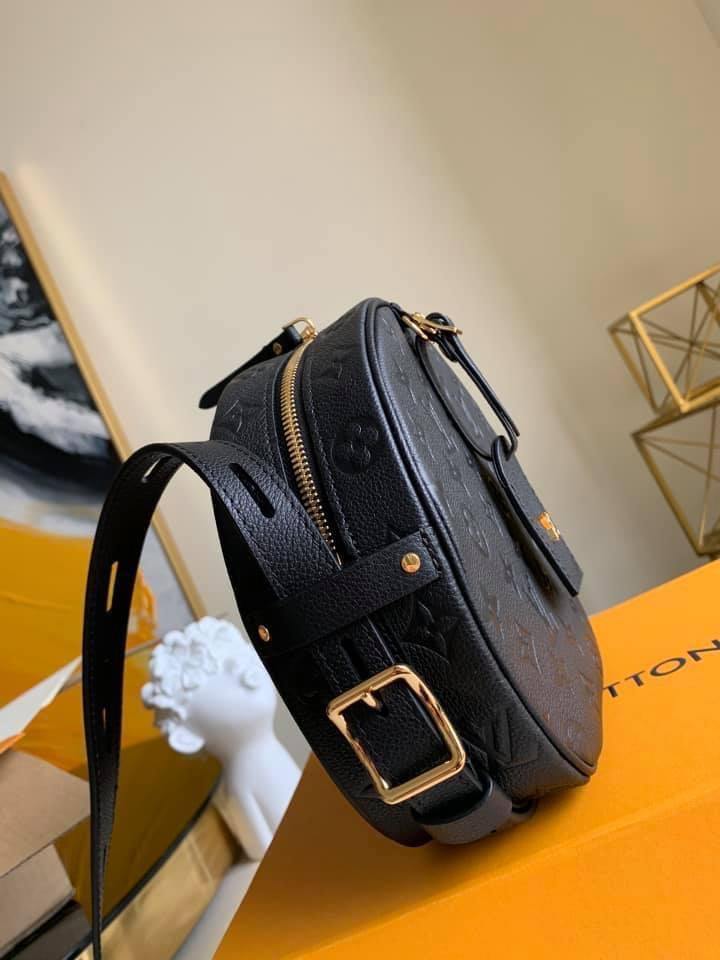 Louis Vuitton Boite Chapeau Souple MM Bag