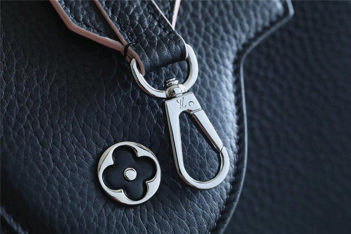 Louis Vuitton Capucines BB Bag