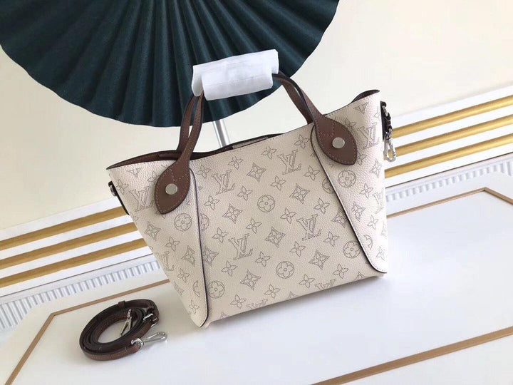 Louis Vuitton Hina PM Bag