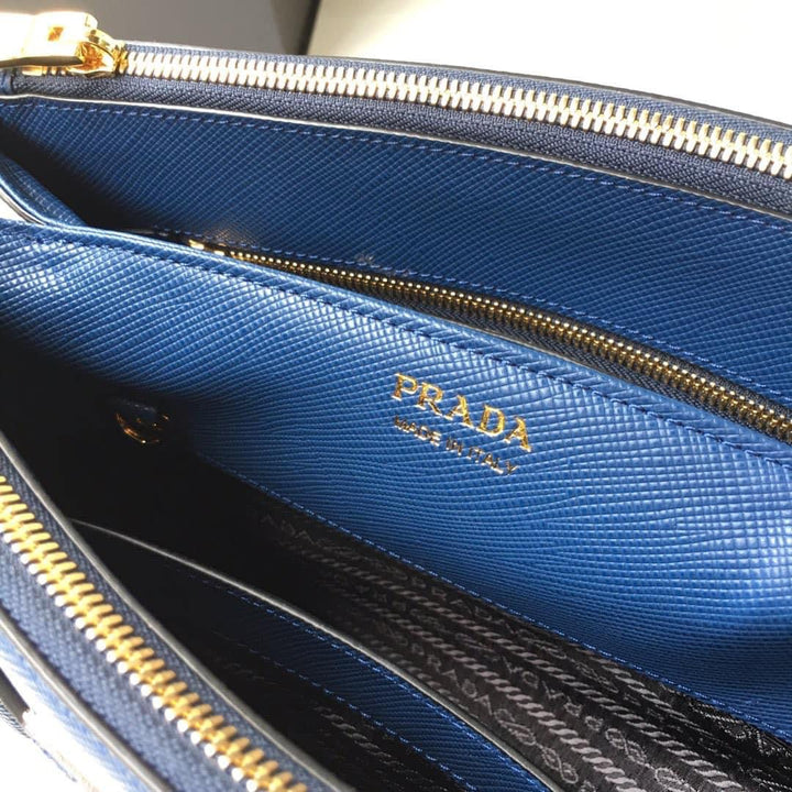Prada Galleria Saffiano leather Medium  bag