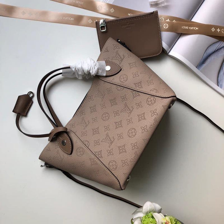 Louis Vuitton Hina PM Bag