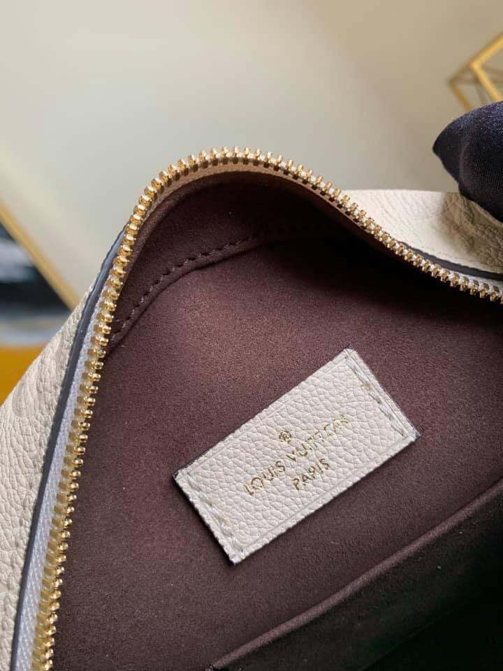 Louis Vuitton Boite Chapeau Souple MM Bag