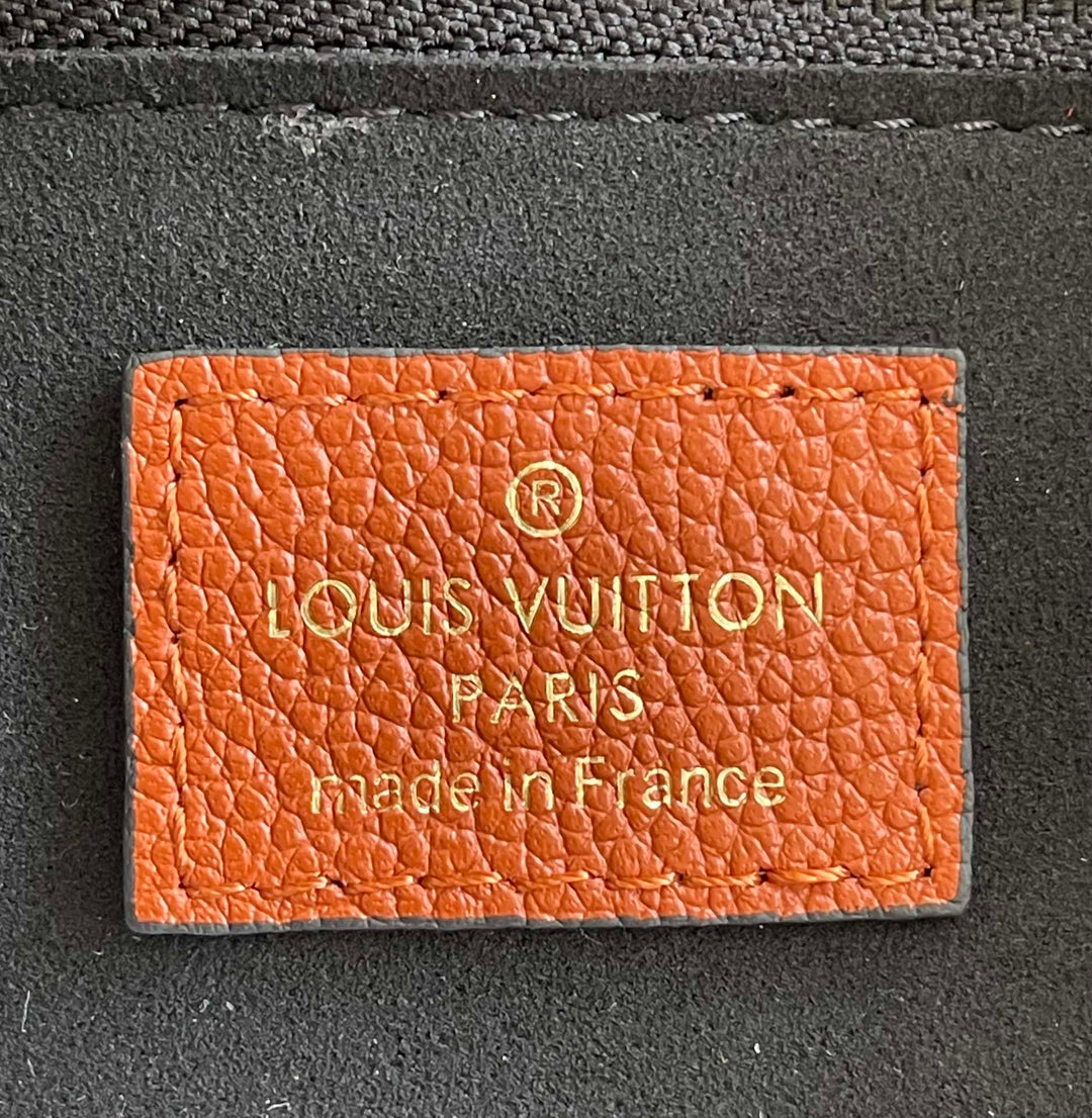 Louis Vuitton Neverfull MM Bag
